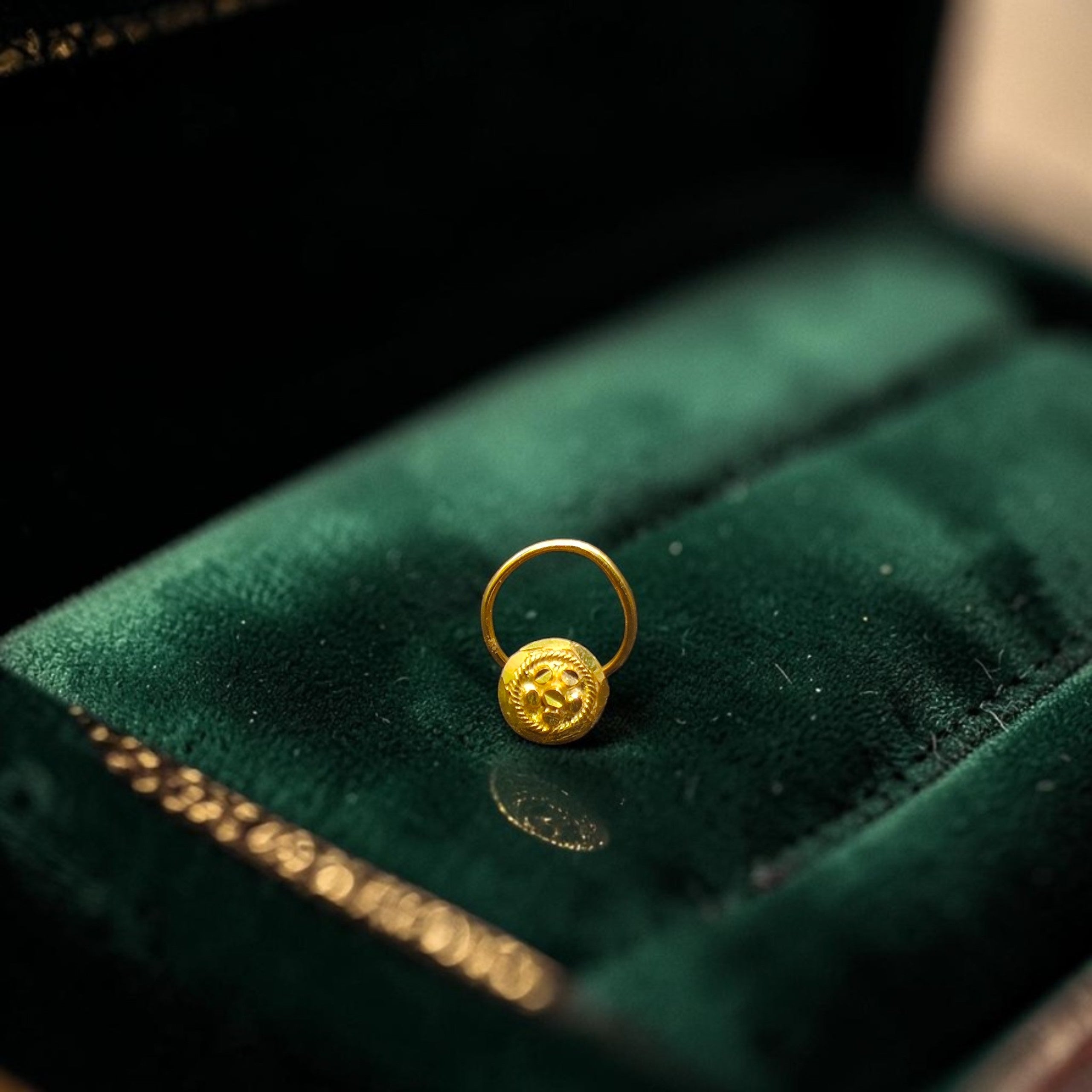 GOLD NOSEPIN- BIS CERTIFIED HUID HALLMARK 375 9KT GOLD NOSEPIN 1 PIECE FOR WOMEN (FOR REGULAR USE). SOLD ON MRP.