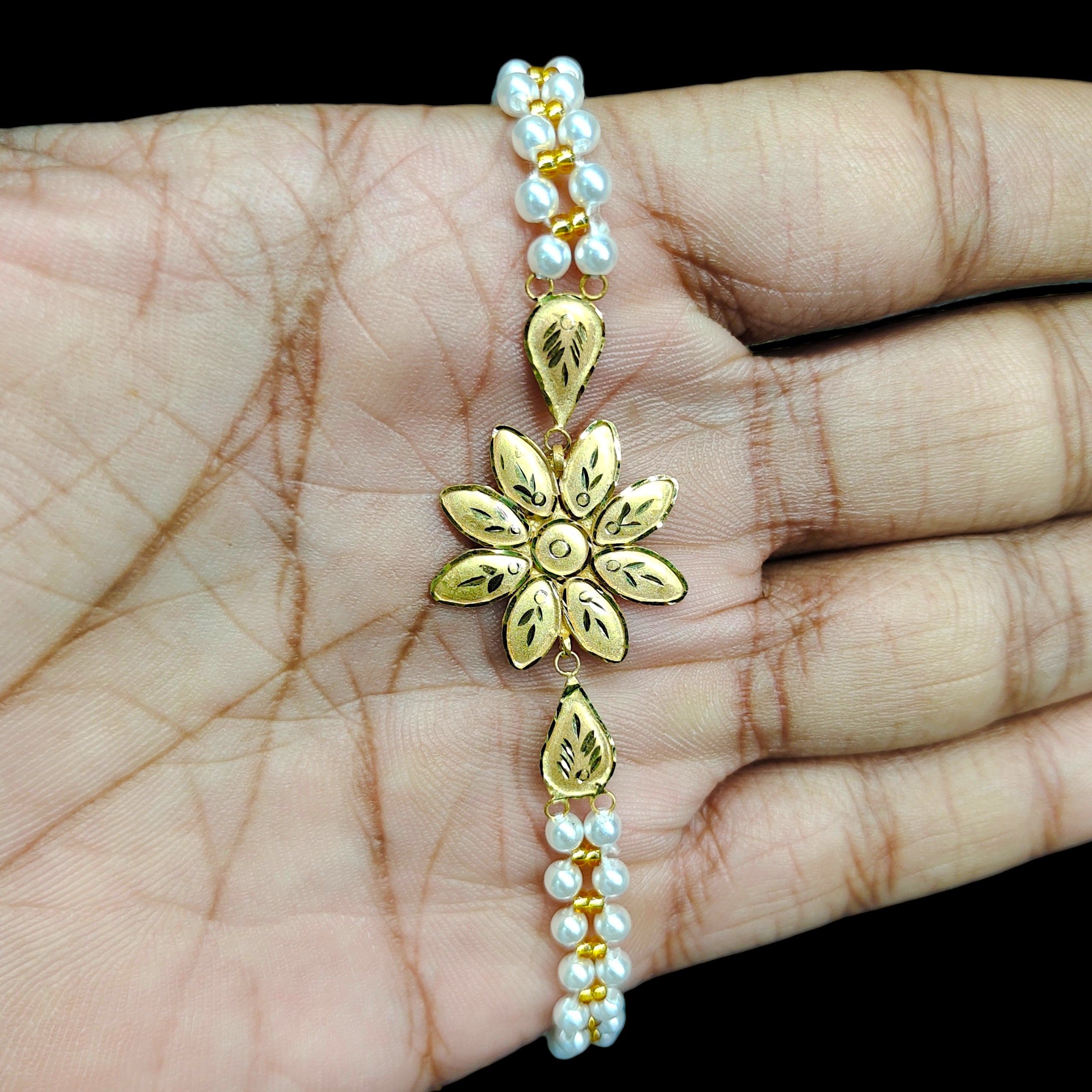 GOLD WRISTLET- (WGT: 0.790 GM APPROX) BIS CERTIFIED HUID HALLMARK 375 9KT GOLD WRISTLET (BRACELET) WITH MOTI CHAIN FOR WOMEN (ADJUSTABLE SIZE).