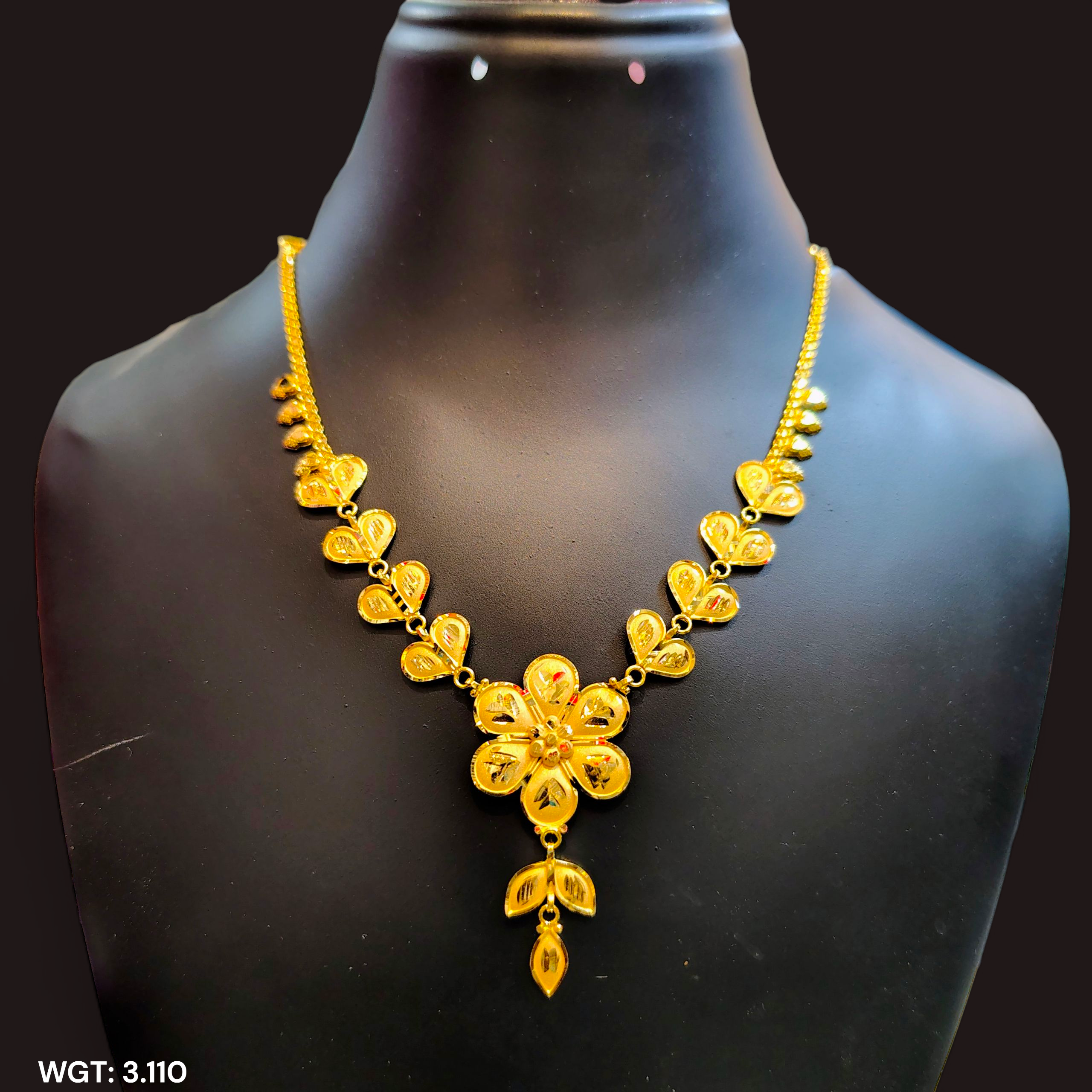 (GCN22) BIS CERTIFIED HUID HALLMARK 916 22KT GOLD NECKLACE CHOKER (APPROX WGT: 3.110 GM) 1 PIECE FOR WOMEN.