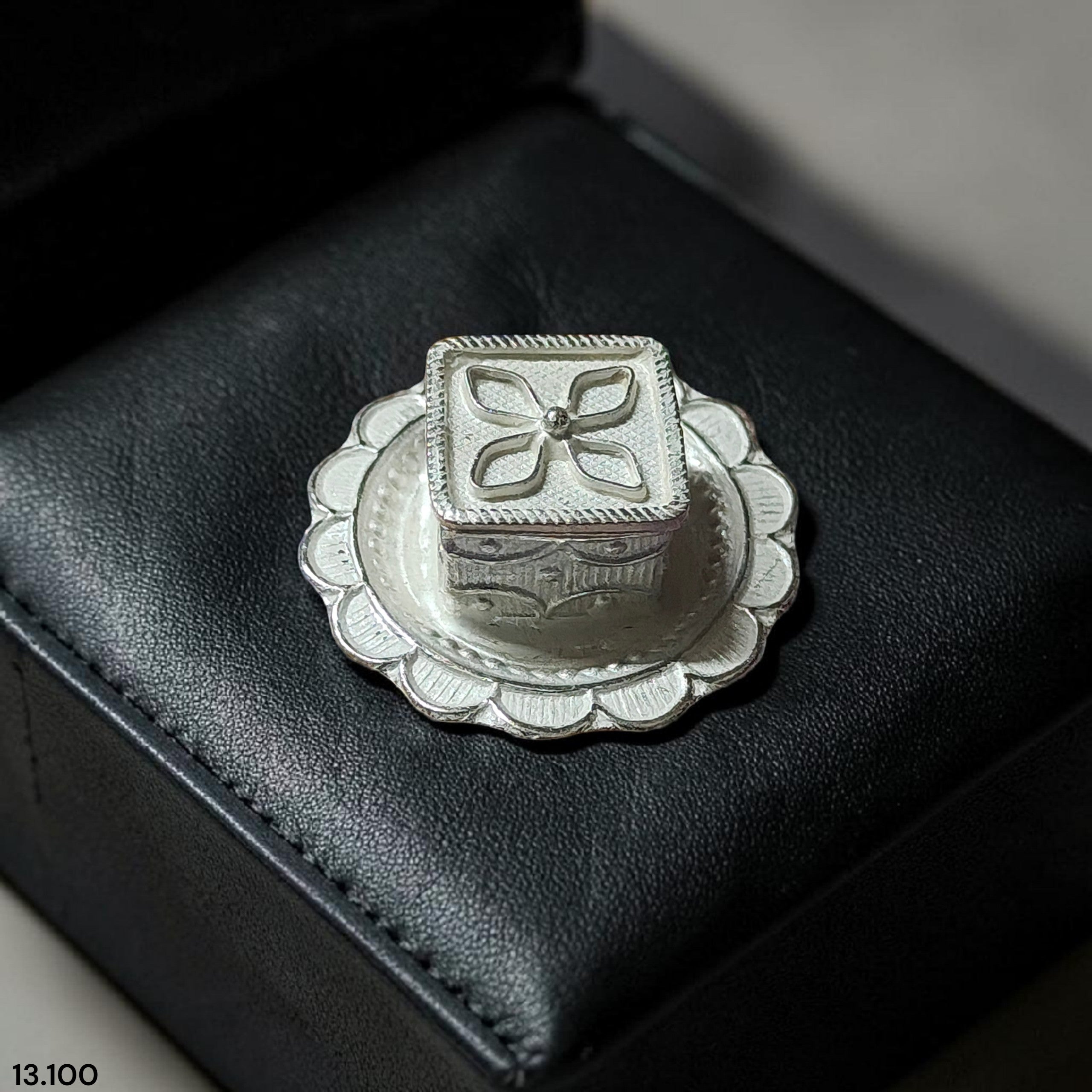 SINDOOR KOUTO - (WGT: 13.100 GM APPROX) 625 SILVER SINDOOR POT 1 PIECE FOR MARRIAGE GIFT PURPOSE.