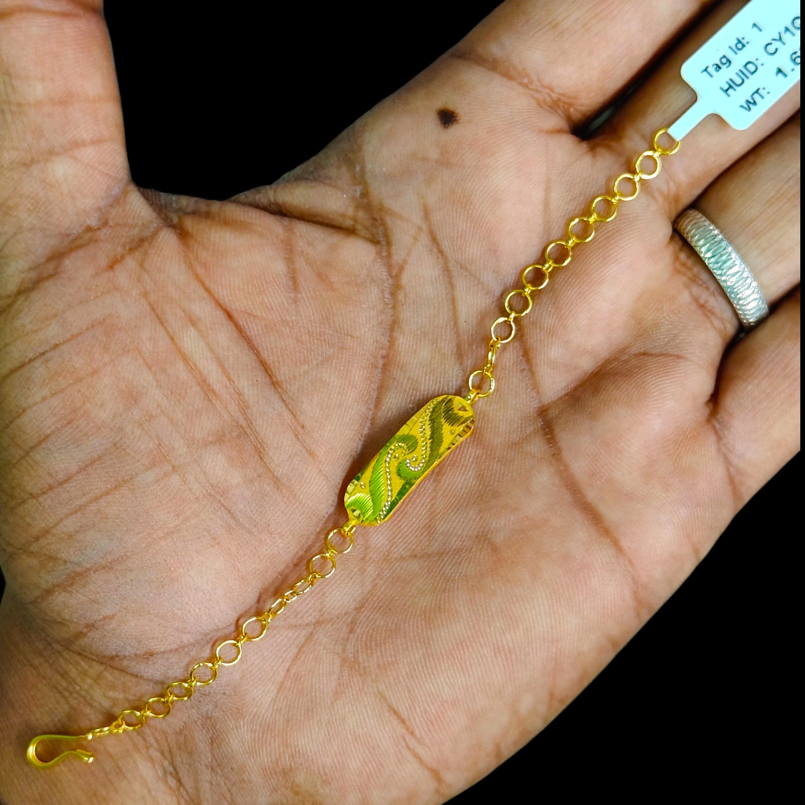 GOLD BABY WRISTLET- BIS CERTIFIED WGT: 1.630 GM APPROX HUID HALLMARK 22KT GOLD WRISTLET 1 PIECE FOR BABY.