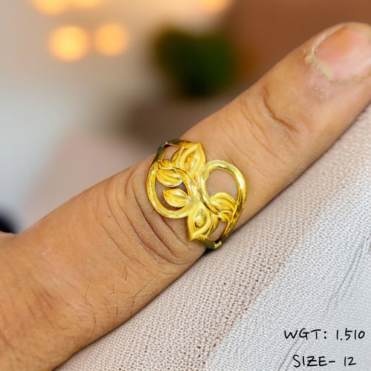 TRJ (SIZE: 12) WGT: 1.510 GM APPROX 22KT HUID HALLMARK GOLD RING FOR WOMEN 1 PIECE.
