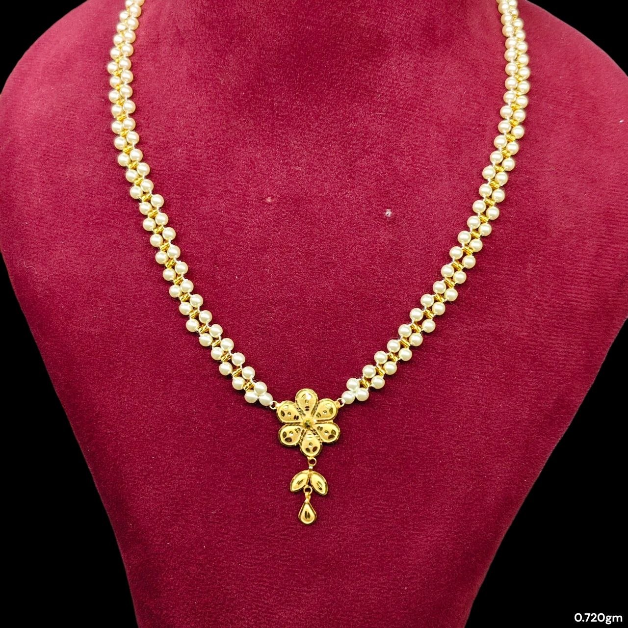 GMP9K- WGT: 0.720 GM APPROX CERTIFIED BIS HUID HALLMARK 375 9KT GOLD MOTI PENDANT 1 PIECE FOR WOMEN.