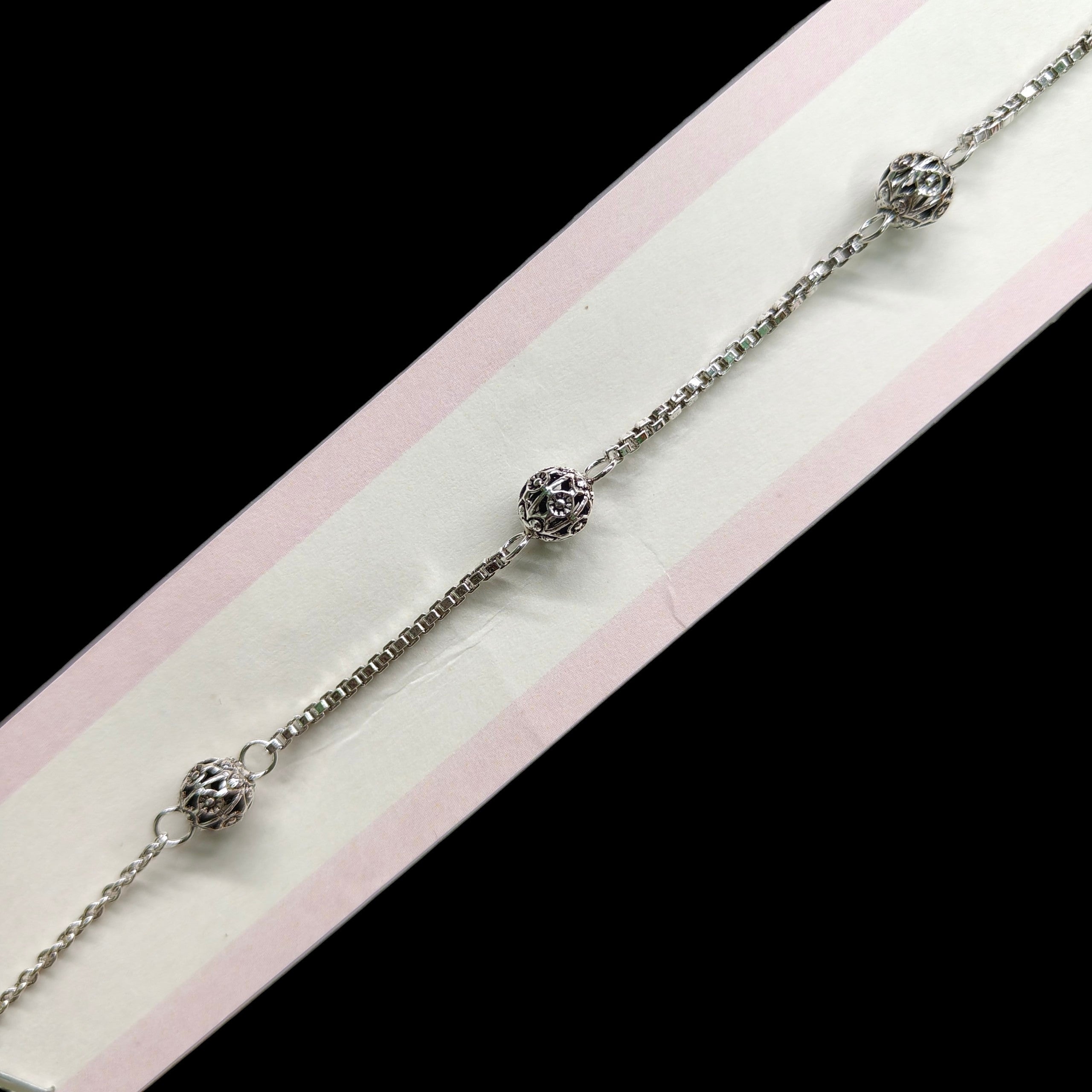 SILVER WRISTLET - BANKOK IMPORTED HALLMARK 925 SILVER WRISTLET FOR WOMEN 1 PIECE- (ADJUSTABLE FREE SIZE) SOLD ON MRP.