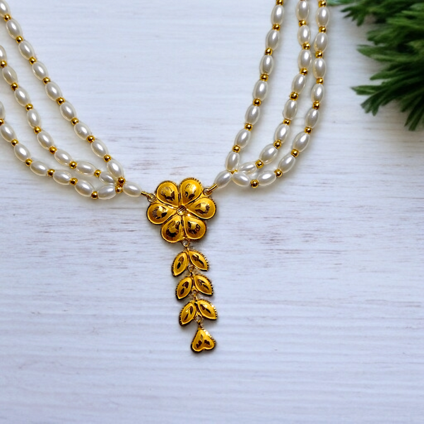 TRJ WGT: 1.530 GM APPROX HUID HALLMARK 22KT GOLD MOTI PENDANT 1 PIECE.