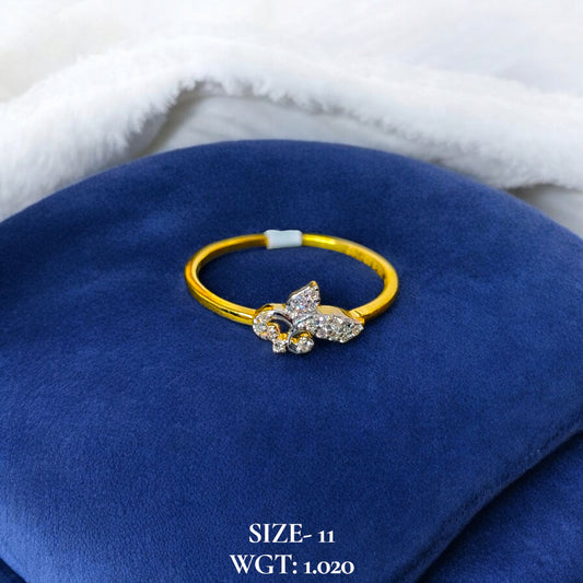RAJLAXMI DIAMOND JEWELLERY (SIZE:11) - WGT: 1.020 GM - NATURAL DIAMOND (0.05 CENT) HUID HALLMARK 18KT DIAMOND FINGER RING FOR WOMEN WITH CERTIFICATE OF AUTHENTICITY BY ZORBA (DESIGN NO: LRAP4130).