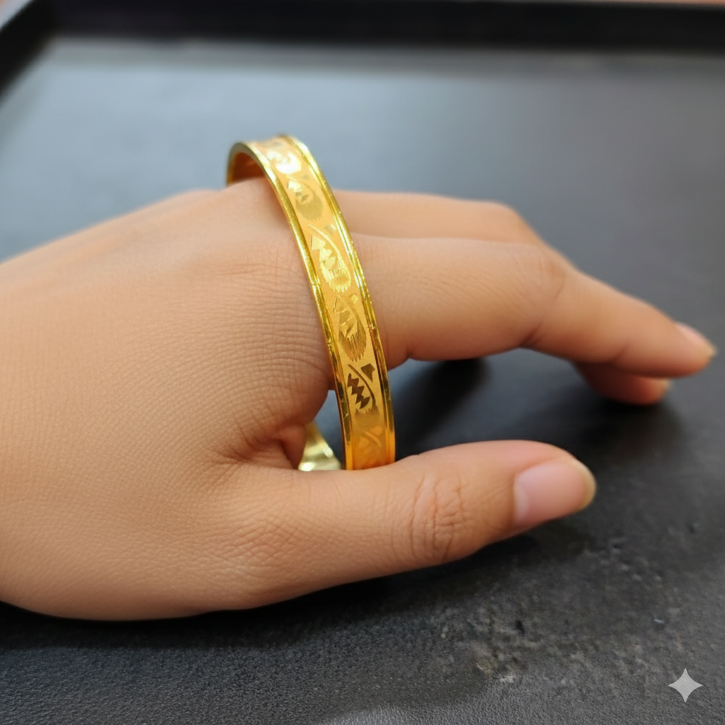 (GSN22) TRJ WGT: 1.480 GM APPROX (SIZE-25) 22KT HUID HALLMARK GOLD CHILA SOCKET CHURI 1 PAIR.