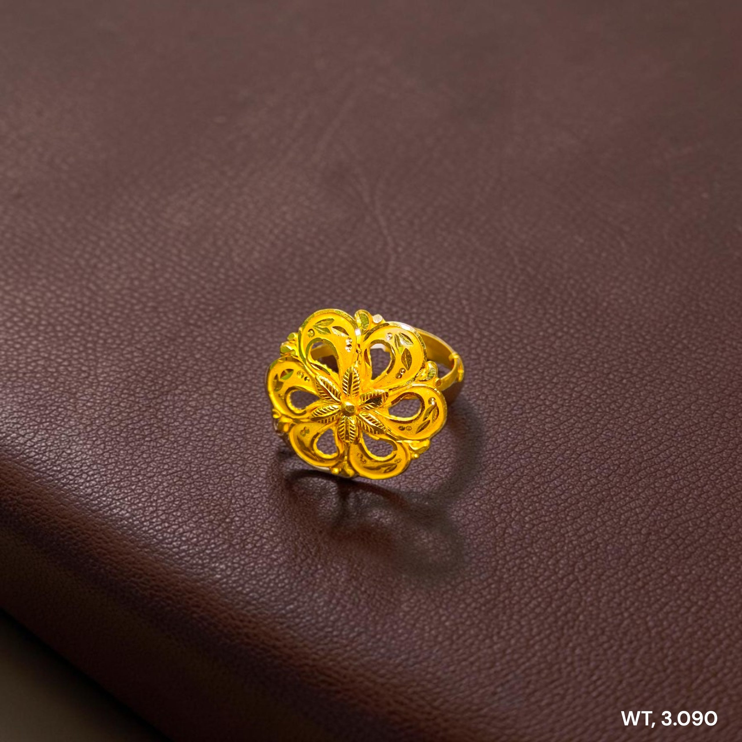LADIES RING- (SIZE: ADJUSTABLE) WGT: 3.090 GM APPROX BIS CERTIFIED HUID HALLMARK 916 22KT GOLD RING FOR WOMEN 1 PIECE.