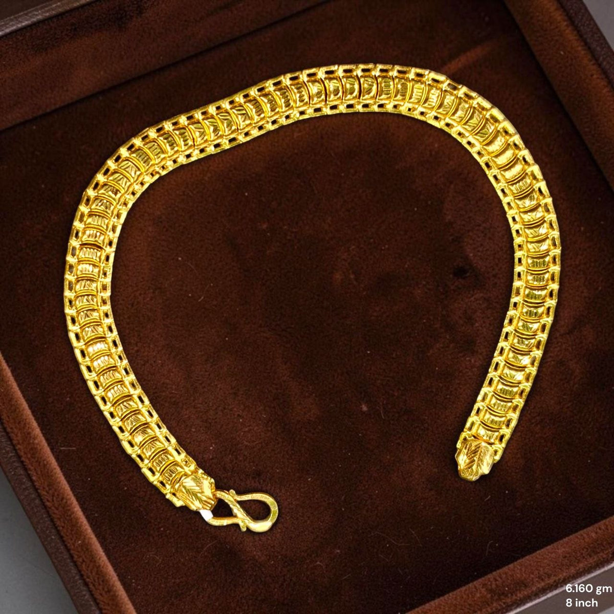 GOLD WRISLET- (SIZE 8")-(WGT: 6.160 GM APPROX) BIS CERTIFIED HUID HALLMARK 22KT GOLD WRISTLET (BRACELET) 1 PIECE FOR MEN. (C2KXYX)
