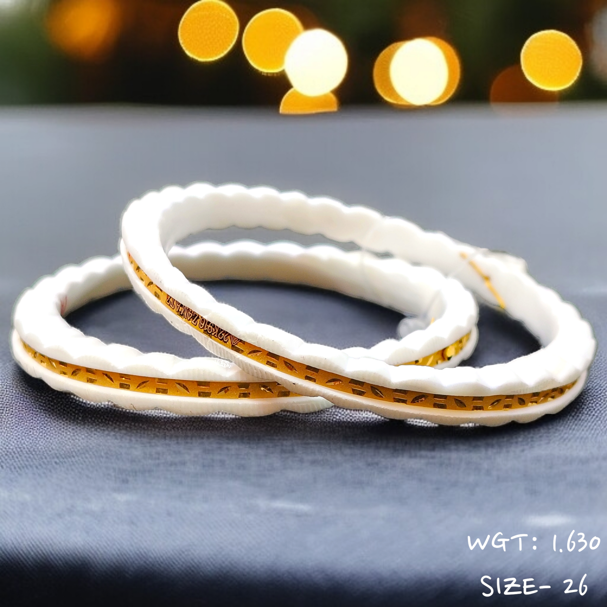 (GSB22) TRJ (SIZE: 26) WGT: GM APPROX HUID HALLMARK 22KT GOLD SAKHA BADHANO BANGLES PAIR DESIGN FOR REGULAR