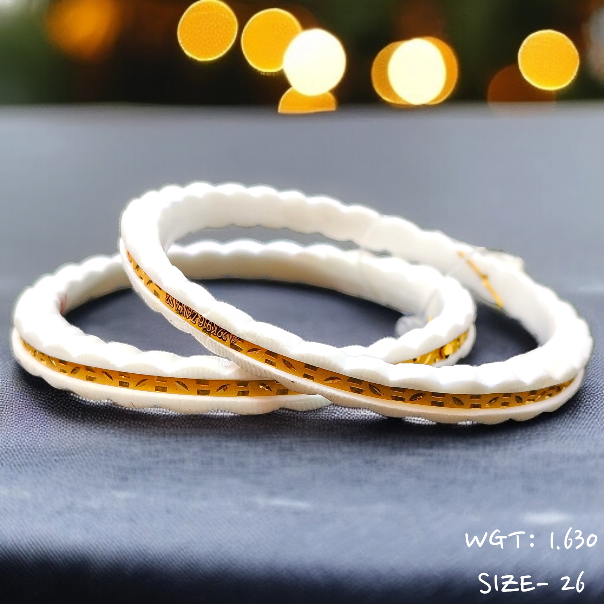 (GSB22) TRJ (SIZE: 26) WGT: 1.630 GM APPROX HUID HALLMARK 22KT GOLD SAKHA BADHANO BANGLES 1 PAIR DESIGN FOR REGULAR USE.